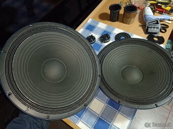 2ks lahké neodym 15" basaky IMG Stageline SP-38/300NEO - 2