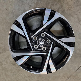 TOYOTA disky 5x114,3 R18 7J ET50 - 2
