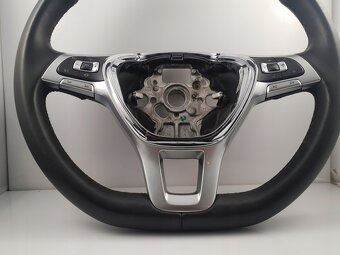 Volant z VW TOUAREG III - 2