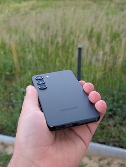 Predám Samsung S23 256GB v záruke top stav - 2