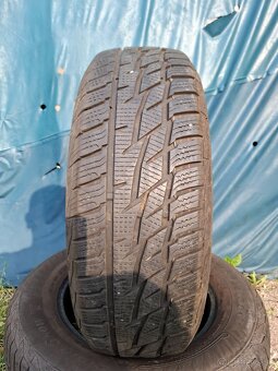 Ponúkam 2 zimné pneumatiky Matador Snow 215/70 R16 - 2