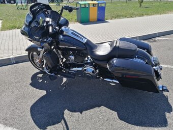 Harley davidson Road Glide Special. - 2