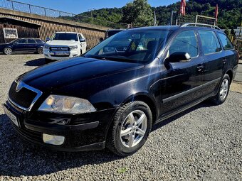 Škoda Octavia Combi 1.9 TDI Elegance DSG Rezervovane - 2