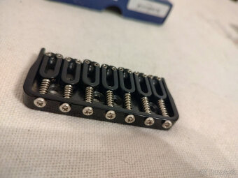 Hipshot 7 String Fixed Guitar Bridge 41075B - 2