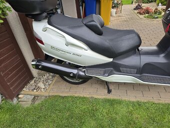 Suzuki Burgman 650 - 2