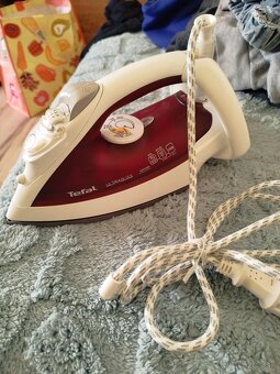 Žehlička Tefal Ultragliss-nová nepoužívaná+ochranný návlek - 2