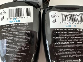 Parfumová voda (EDP) + 2 x sprchový gél - 2