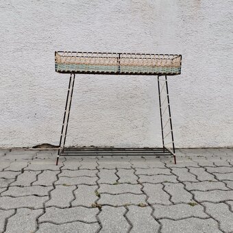 Velky Retro kovovy stojan na kvety vintage - 2