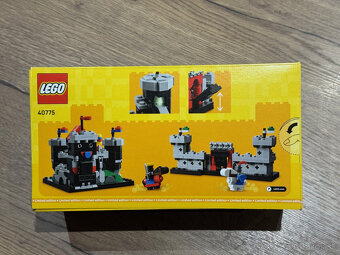 LEGO 40775 - Mini Knight's Castle - 2