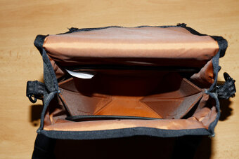 Predam fotobrasnu Lowepro - 2