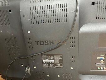 Telka, posteľ,stoličky - 2