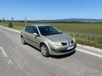 RENAULT MEGANE 1.4i 16V - 2