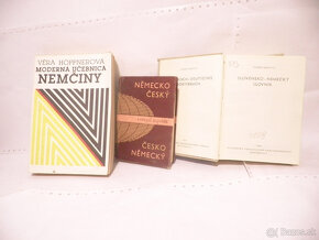 Predám velký nemecký  a velký ruský slovník - 2