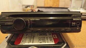 Predám 3autoradia - 2