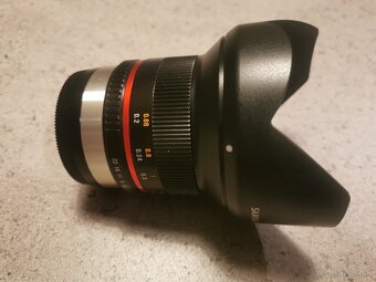 Samyang 12 f2 pre fuji MF - 2