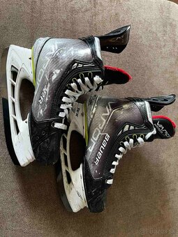 Korčule BAUER Hyperlite - 2