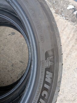 245/45 r19 - 2