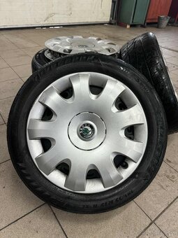 Predám zimné pneumatiky 185/55 R15 na diskoch - 2