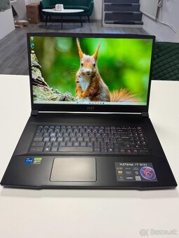 Zaruka MSI Katana 17 B13V, - 2