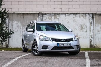 Kia Cee´d SW 1.4 CVVT 16V LX - 2