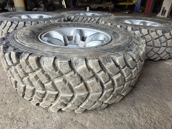 31x10,5 R15 Mitsubishi Pajero - 2