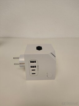 #L0053 Kocková zásuvka s USB (Cube Socket E19D) - 2