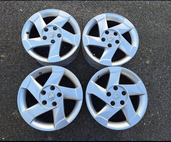 5x114,3R16 DACIA - 2