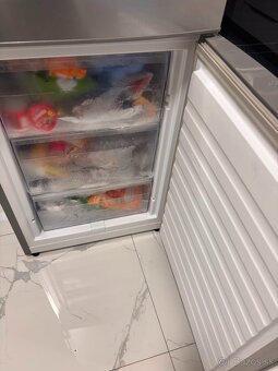 Whirlpool chladnička s mrazničkou - 2