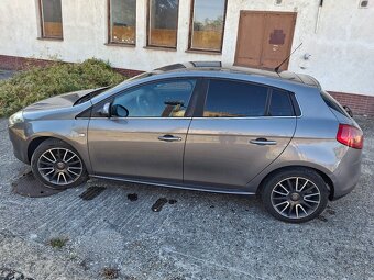 FIAT BRAVO 1.4, 2011 - 2