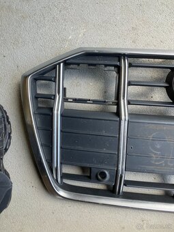 Audi a6 c8 allroad 4k grill maska mrizka - 2