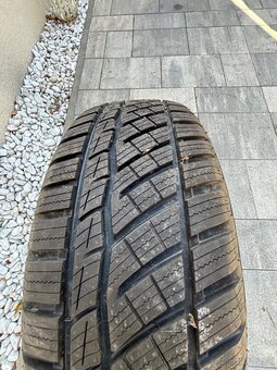 Predám Celoročnú pneu Tomket 185/60 R15 88V - 2