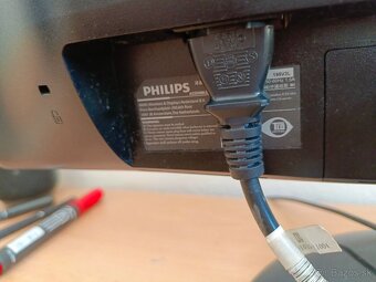LED monitor PHILIPS 19 - 2