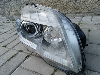 Mercedes GLK predné svetlo - 2