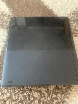 Xbox 360 E - 2