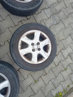 Toyota kolesá 195/60r15 - 2