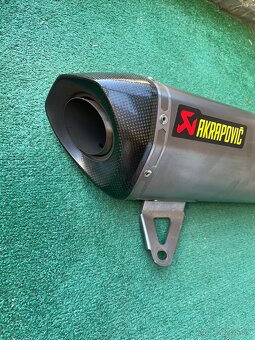 x-max akrapovic - 2