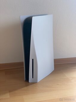 PlayStation 5 (disková verzia, 825 GB) - 2