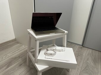 MacBook Air M2 (2022) Starlight - 2