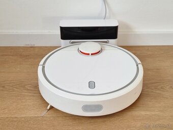 Robotický vysávač Xiaomi Robot Vacuum Mi White EU biely - 2