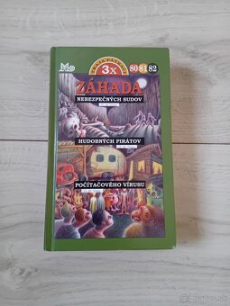 Traja Pátrači 3× Kniha - 2