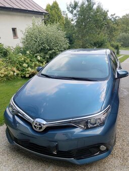 Toyota Auris ZŤP - 2
