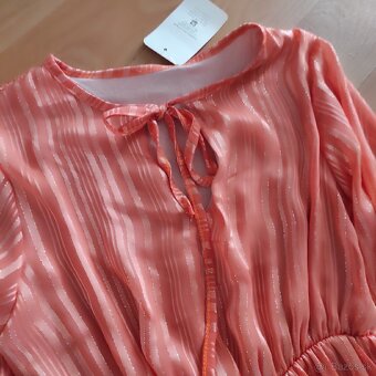 Lososove saty s dlhým rukávom - 2