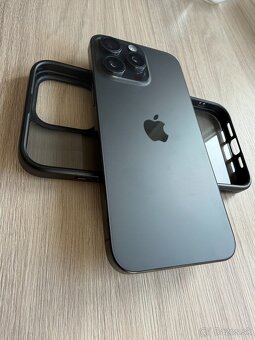 iPhone 15 Pro Max 256 GB Black Titanium - 2