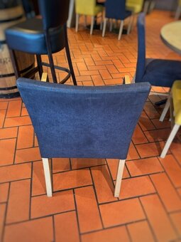 Čalúnené kreslá - 2