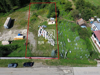 Stavebný pozemok Svinica 1335m2 - 2