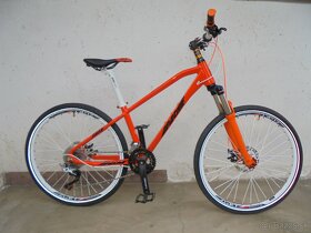 Predám-Rozpedám Originálny Apache Tate Veľkosť 13,4" - 2