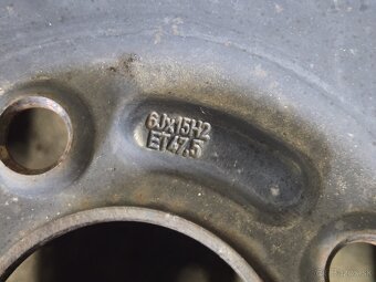 Plechové disky 4x108 + zimné pneu 195/50r15 - 2