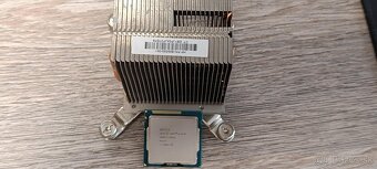 Predam monitor na pc. - 2