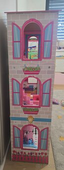 Predám veľký Barbie domček - 2