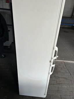 Chladnička použitá - 2